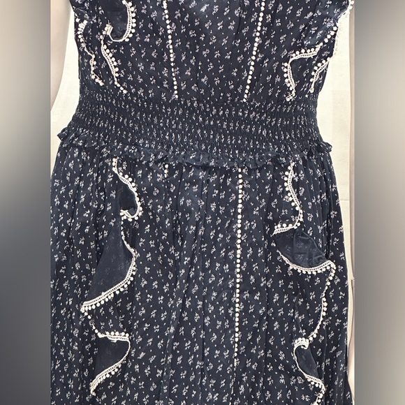 La Vie Rebecca Taylor Navy Blue & White Short Ruffle Dress - Picture 3 of 12